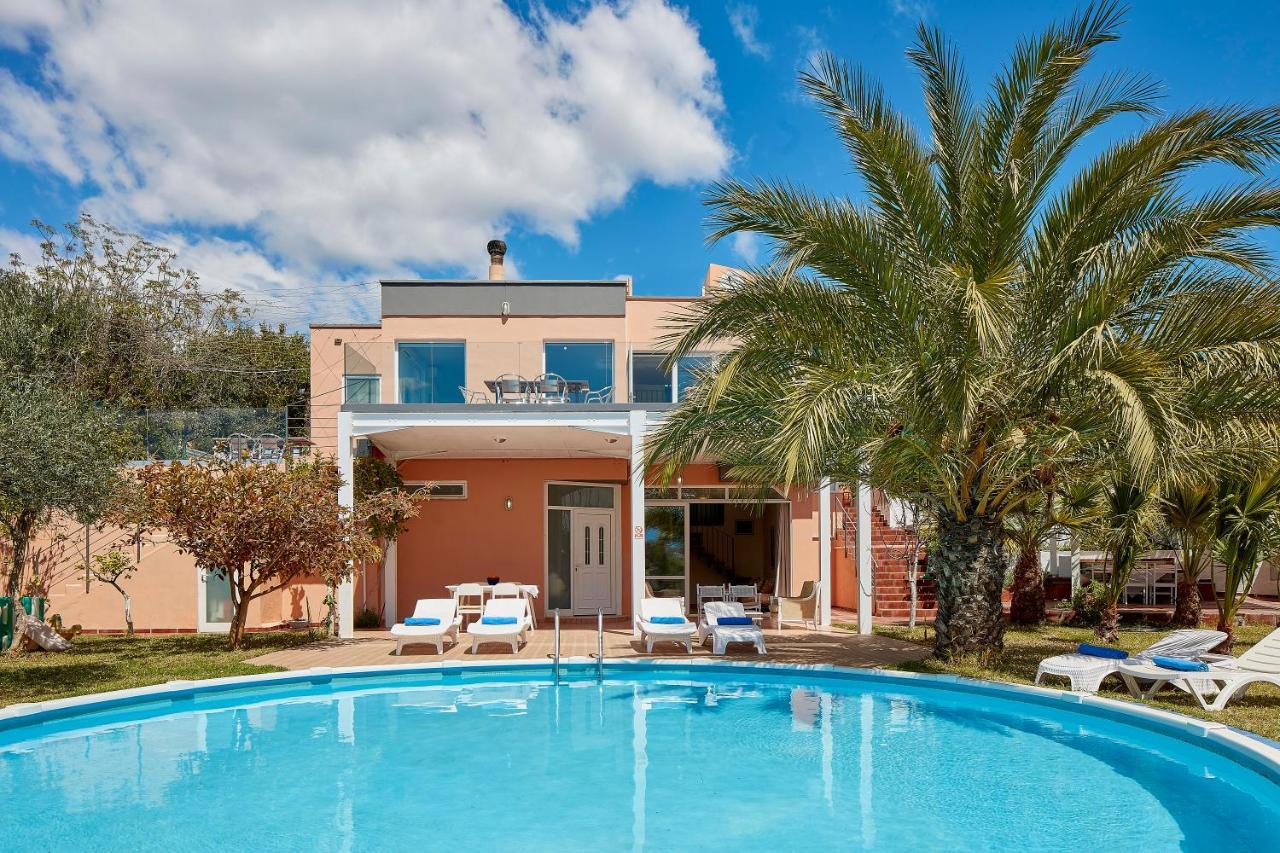Seafront Villa Longobardi Chania  Exterior foto