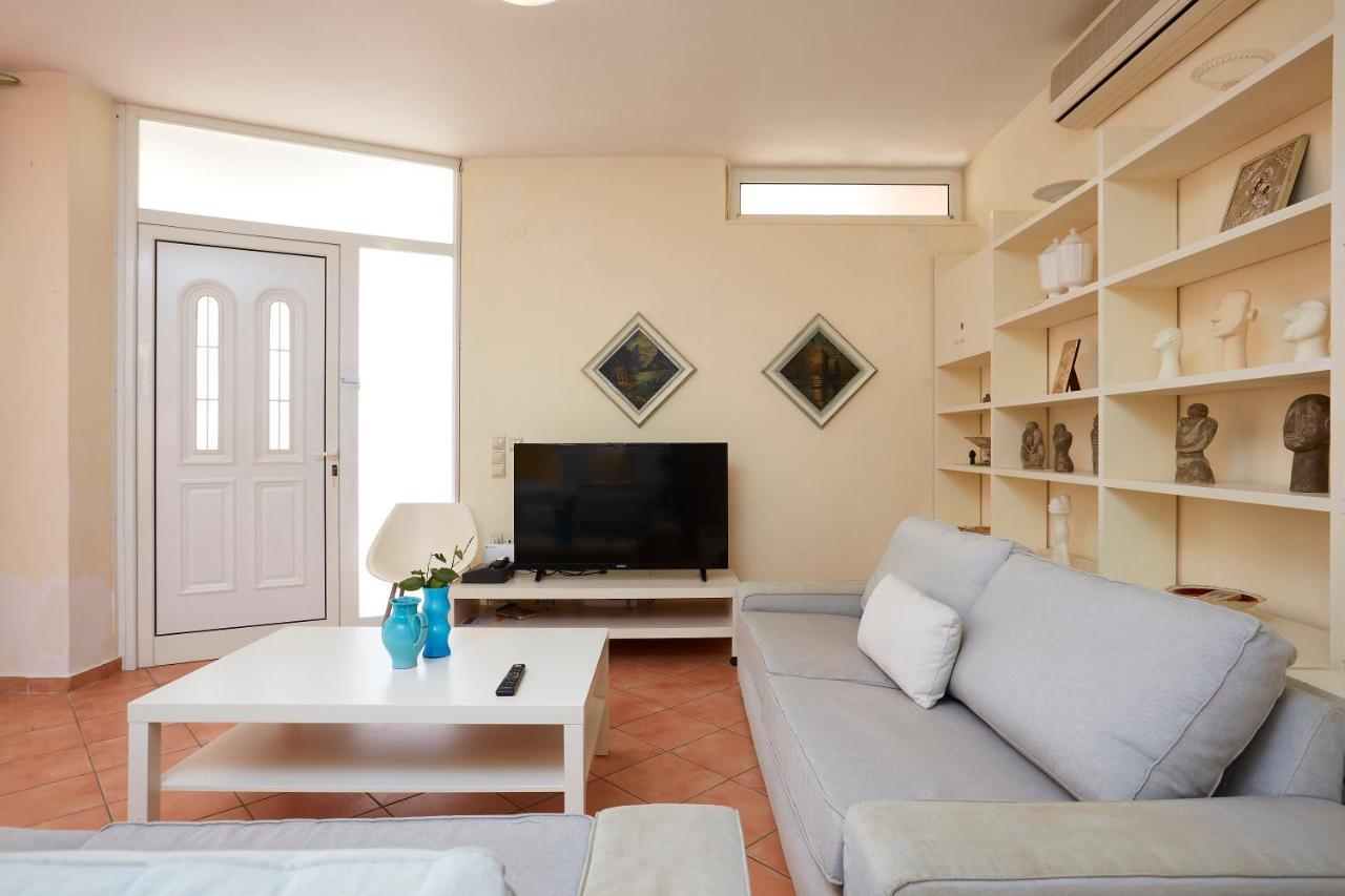Seafront Villa Longobardi Chania  Exterior foto