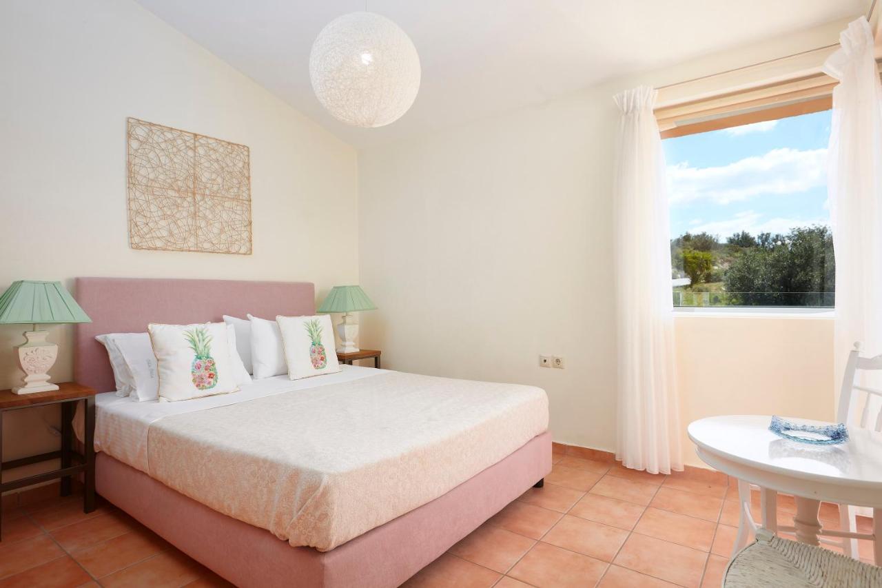 Seafront Villa Longobardi Chania  Exterior foto