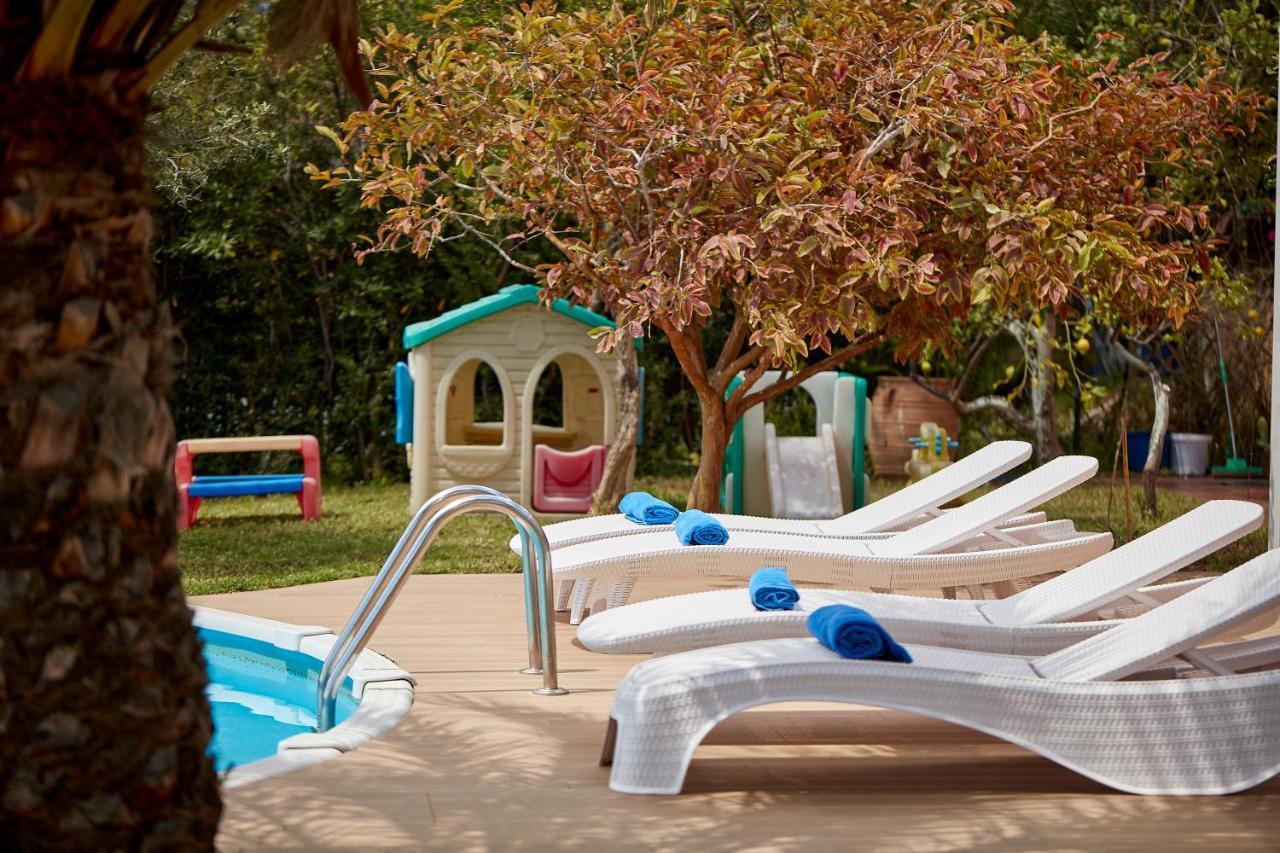 Seafront Villa Longobardi Chania  Exterior foto