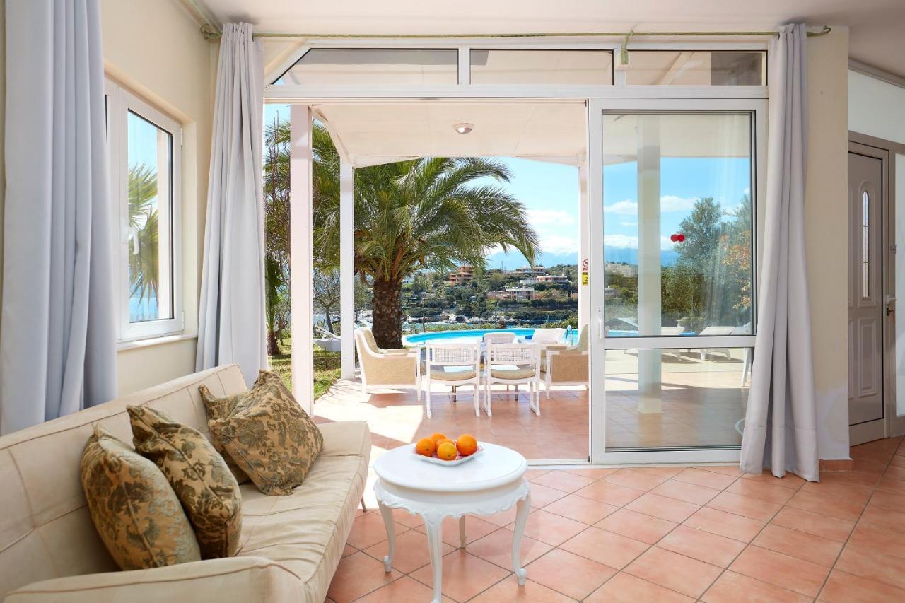 Seafront Villa Longobardi Chania  Exterior foto