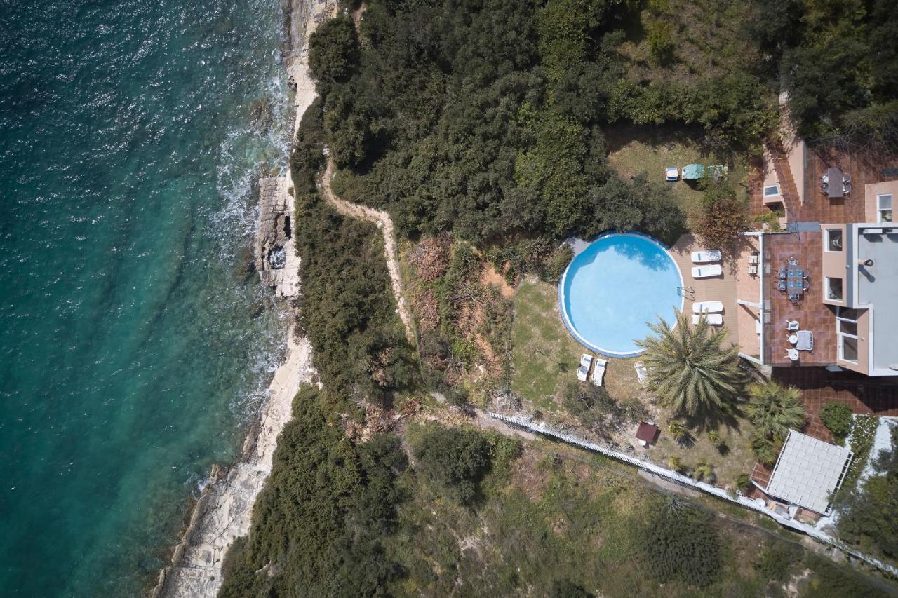 Seafront Villa Longobardi Chania  Exterior foto