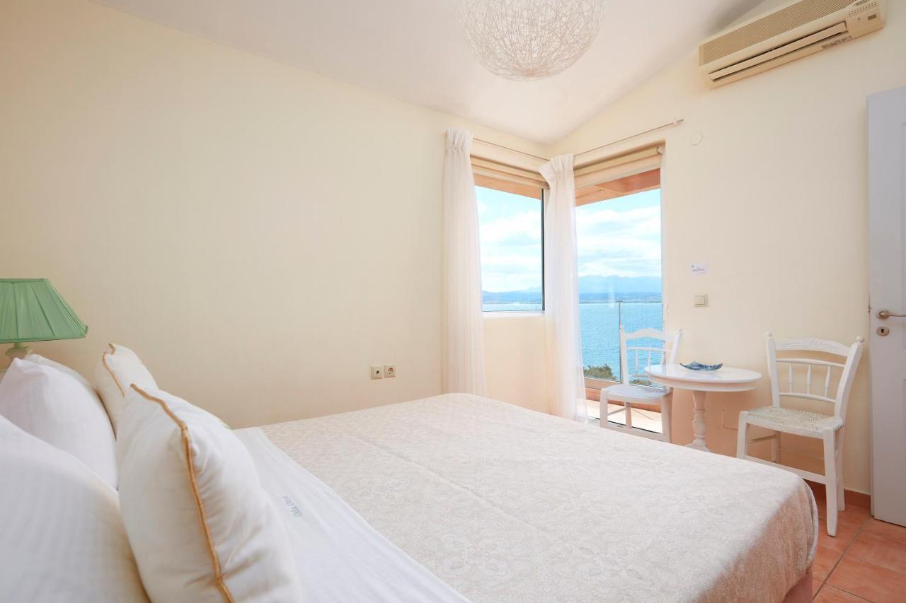 Seafront Villa Longobardi Chania  Exterior foto